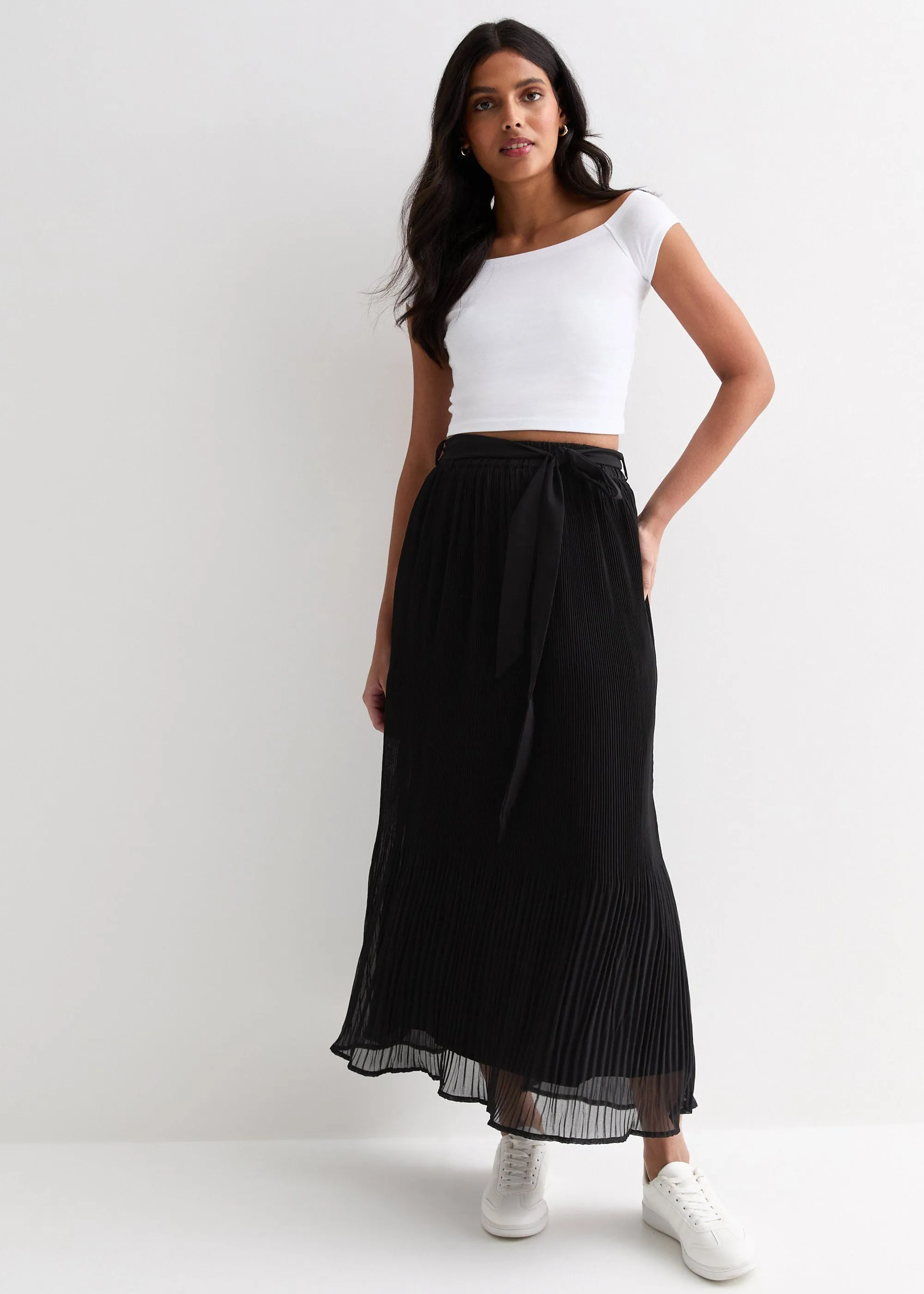 Black Pleated Belt Detail Midi Skirt