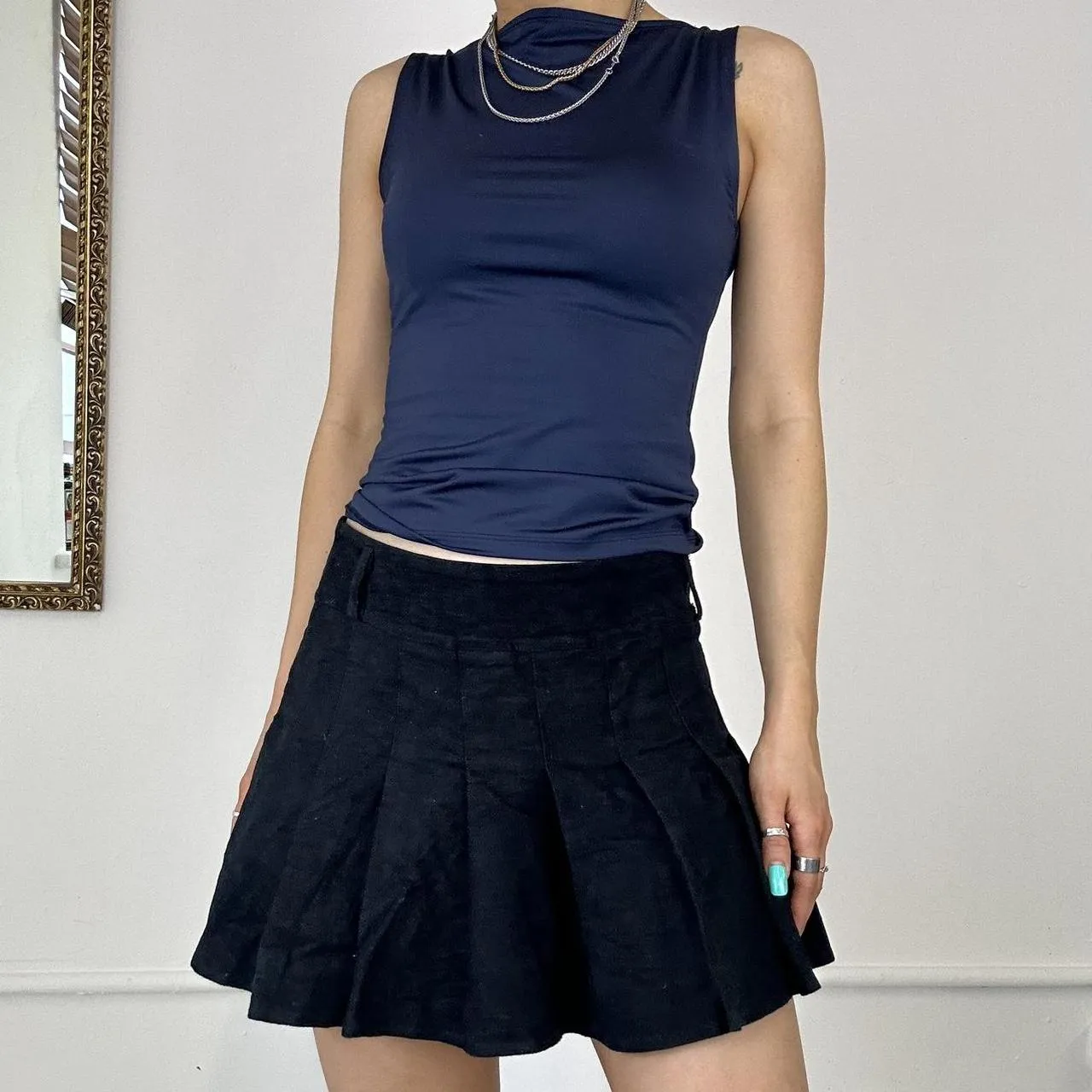 vintage pleated mini skirt