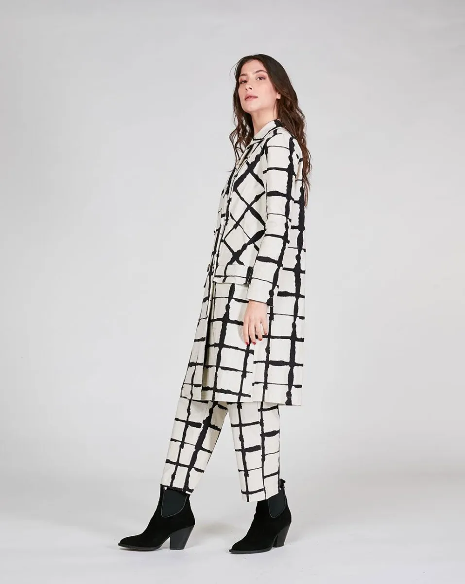 Wave Grid Line Trench Coat